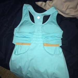 Lululemon women’s athletic top